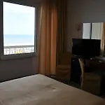 Color Miami Family Hotel