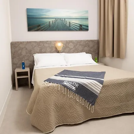 Color Miami Family Hotell