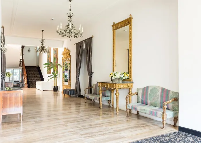 Color Miami Family Hotel