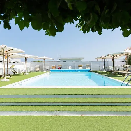 Color Miami Family 4*