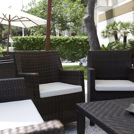 Color Miami Family Hotel