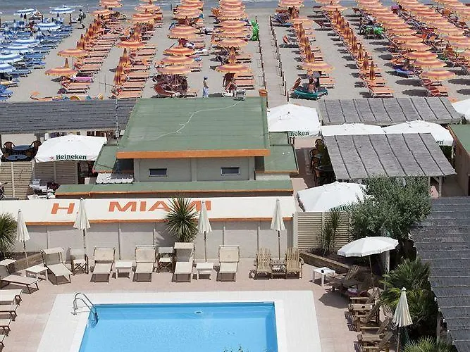 Color Miami Family Szálloda