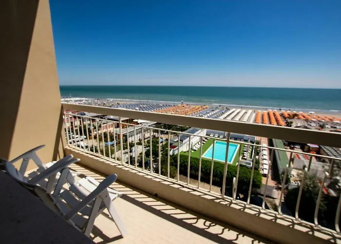 Szálloda Color Miami Family Milano Marittima